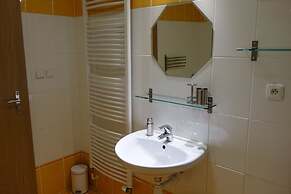 EEL accommodation Brno