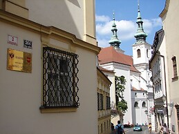 EEL accommodation Brno