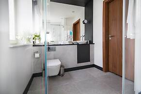 Platinum Residence Boutique Hotel