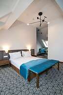 Platinum Residence Boutique Hotel