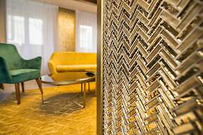 Platinum Residence Boutique Hotel