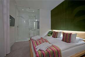 Platinum Residence Boutique Hotel