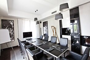 Platinum Residence Boutique Hotel