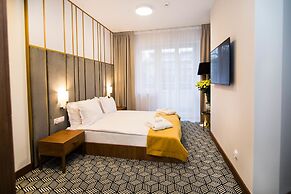 Platinum Residence Boutique Hotel