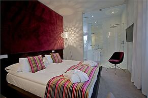 Platinum Residence Boutique Hotel