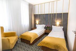 Platinum Residence Boutique Hotel