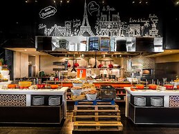 Sofitel Mumbai BKC Hotel