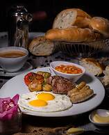 Sofitel Mumbai BKC Hotel