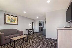 Knights Inn and Suites Salem