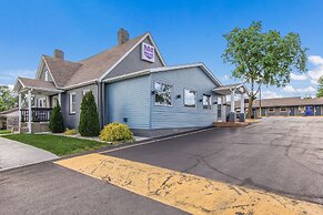 Knights Inn and Suites Salem