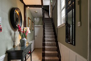 Springfield House - Birmingham Airport & NEC