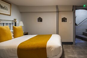 Springfield House - Birmingham Airport & NEC
