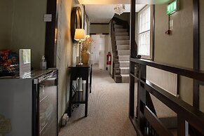 Springfield House - Birmingham Airport & NEC