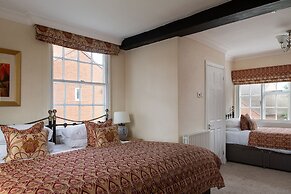 Springfield House - Birmingham Airport & NEC