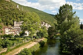 Torre Del Nera Albergo Diffuso & Spa