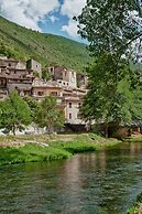 Torre Del Nera Albergo Diffuso & Spa