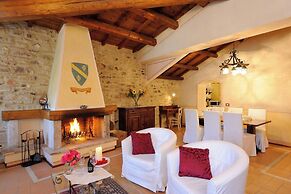 Torre Del Nera Albergo Diffuso & Spa