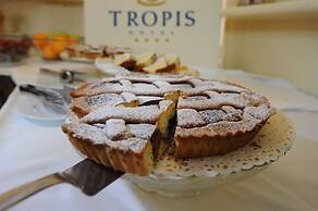 Hotel Tropis