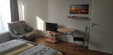 Pension Strohm im Lieth-Café