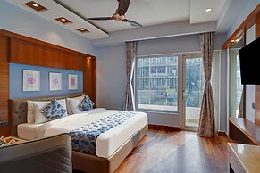 Hotel The Pearl - Newly Renovated in City Centre