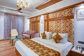 Hotel The Pearl - Newly Renovated in City Centre