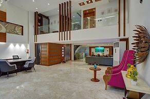 Hotel The Pearl - Newly Renovated in City Centre