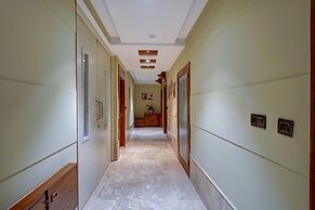 Hotel The Pearl - Newly Renovated in City Centre