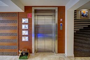 Hotel The Pearl - Newly Renovated in City Centre