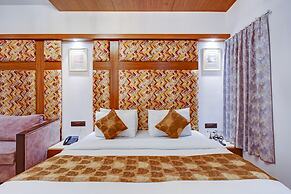 Hotel The Pearl - Newly Renovated in City Centre