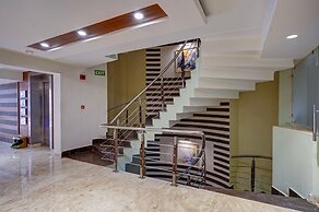 Hotel The Pearl - Newly Renovated in City Centre