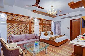 Hotel The Pearl - Newly Renovated in City Centre