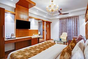 Hotel The Pearl - Newly Renovated in City Centre