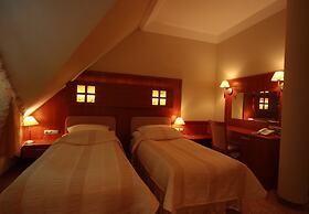 Hotel Sahara