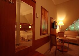 Hotel Sahara