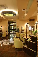 Hotel Sahara