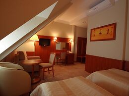 Hotel Sahara