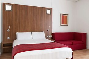 Ramada Encore by Wyndham Leicester City Centre