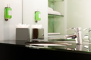 Ramada Encore by Wyndham Leicester City Centre