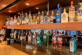 Ramada Encore by Wyndham Leicester City Centre