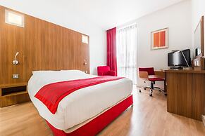 Ramada Encore by Wyndham Leicester City Centre