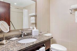 Comfort Hotel Bayer's Lake