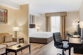 Comfort Hotel Bayer's Lake