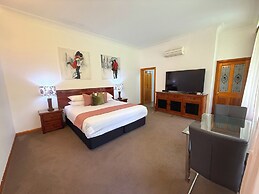 Mt Tamborine Stonehaven Boutique Hotel