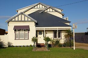 Pelican Sands Bed & Breakfast