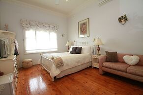 Pelican Sands Bed & Breakfast