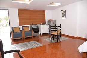 Niza Norte Apartments and Suites