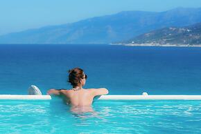 Cavos Bay Hotel and Studios