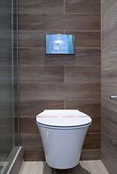 Cavos Bay Hotel and Studios