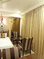 Hotel Suba Palace