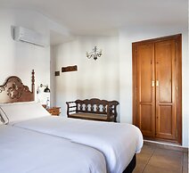 TUGASA Hotel La Posada